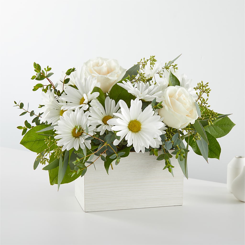 Fresh Linen Box Bouquet – M & A FLOWERS AND EVENTS, South Gate CA
