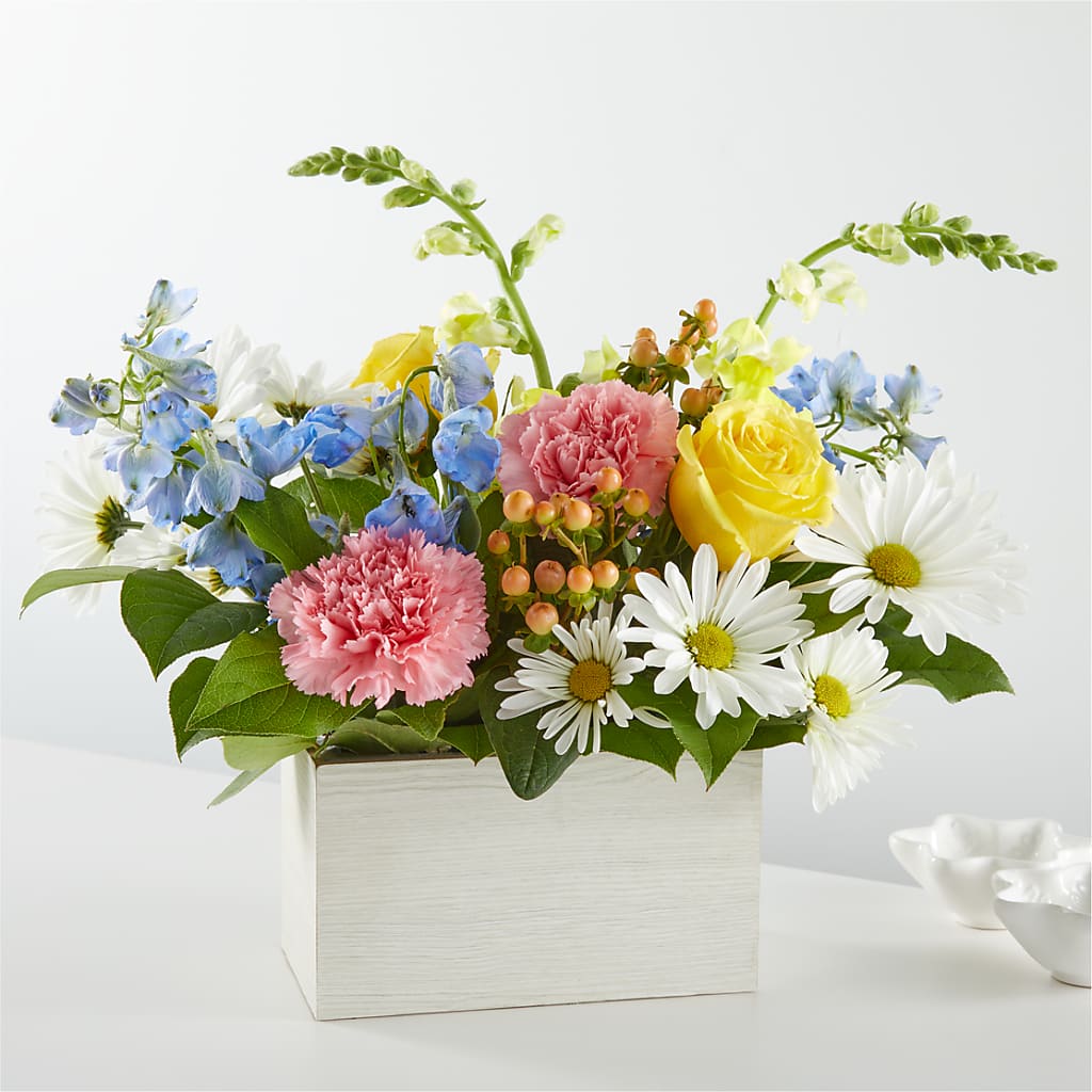 Sun Salutation Box Bouquet – M & A FLOWERS AND EVENTS, South Gate CA