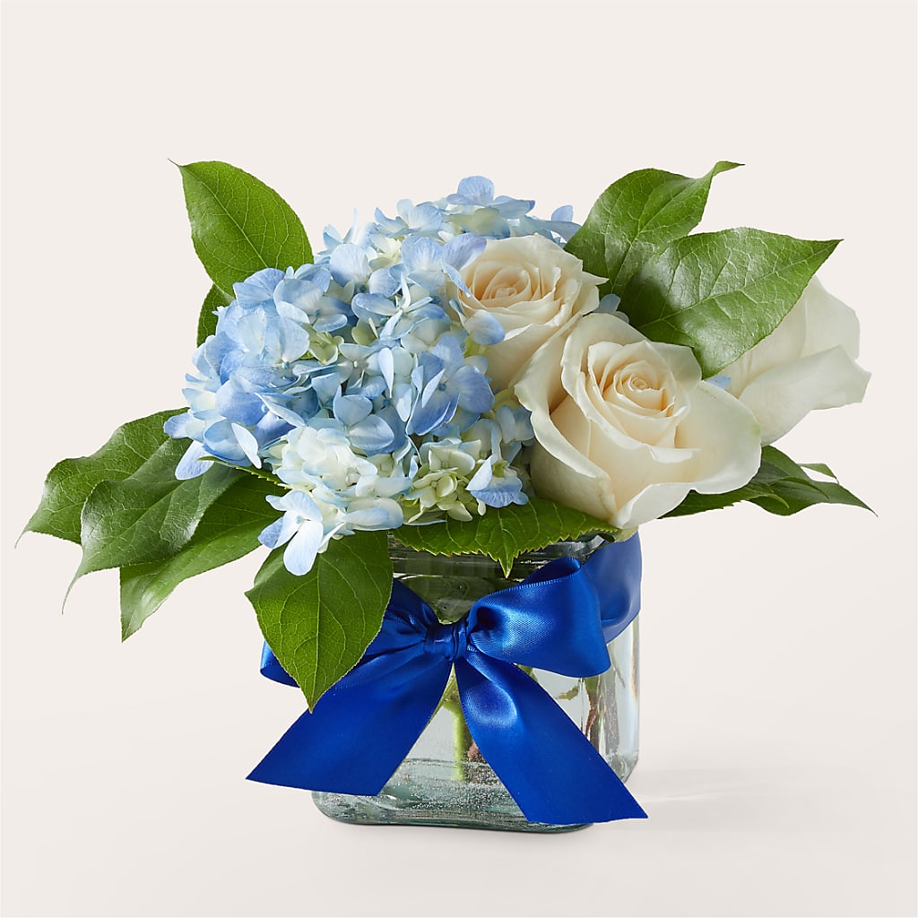 Sky Blue Delight Bouquet – M & A FLOWERS AND EVENTS, South Gate CA