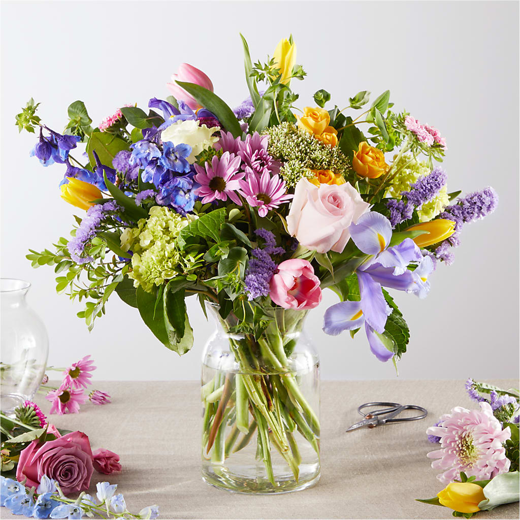 Pastel Tradition - A Florist Original – M & A FLOWERS AND EVENTS, South Gate CA