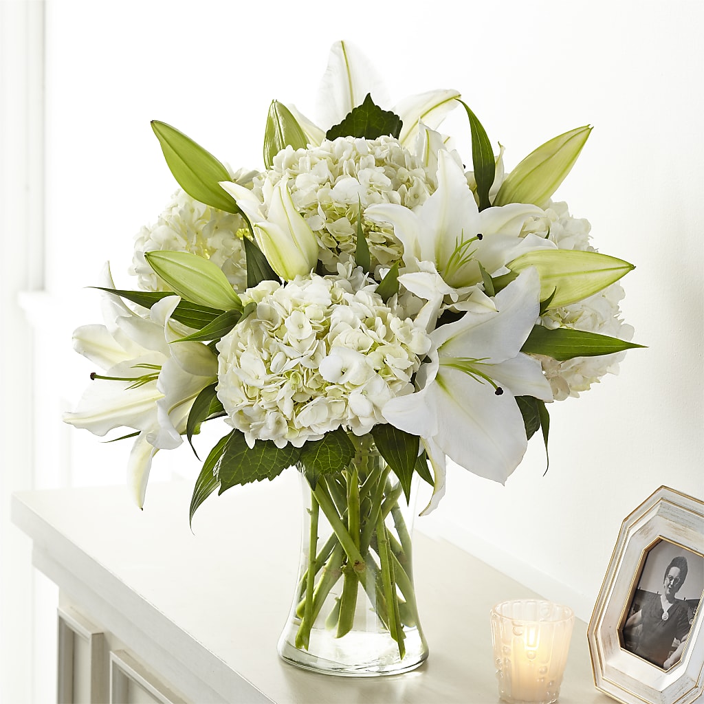 Compassionate Lily Bouquet – M & A FLOWERS AND EVENTS, South Gate CA