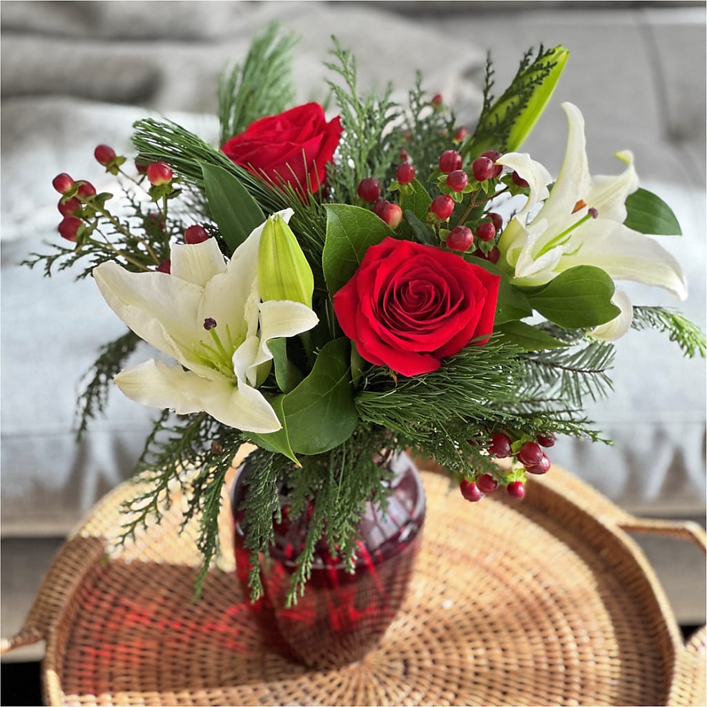 Evergreen Delight Bouquet – M & A FLOWERS AND EVENTS, South Gate CA