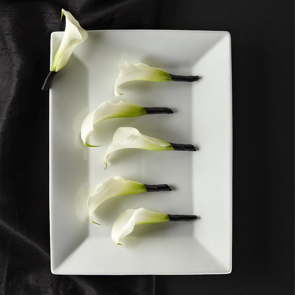 Calla Lily Promise Boutonniere – M & A FLOWERS AND EVENTS, South Gate CA