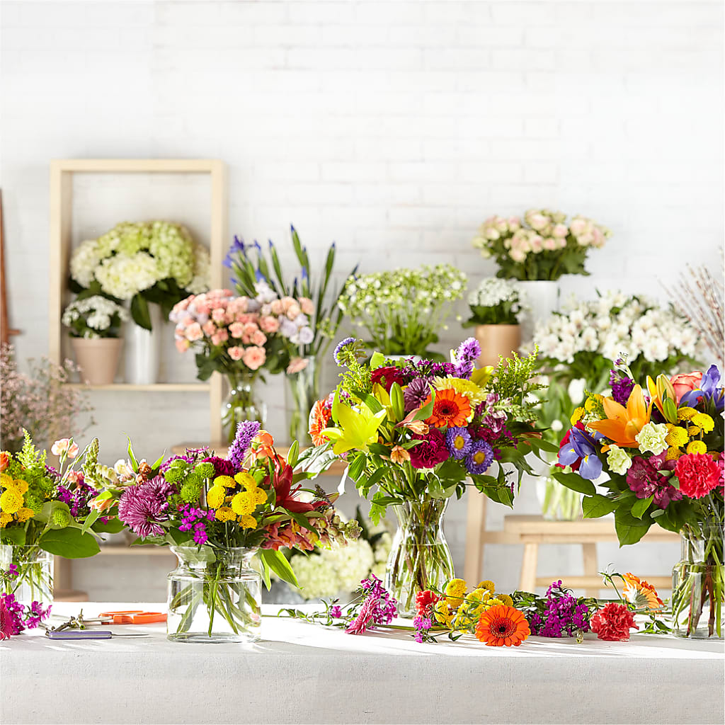 Bold & Bright – A Florist Original – M & A FLOWERS AND EVENTS, South Gate CA