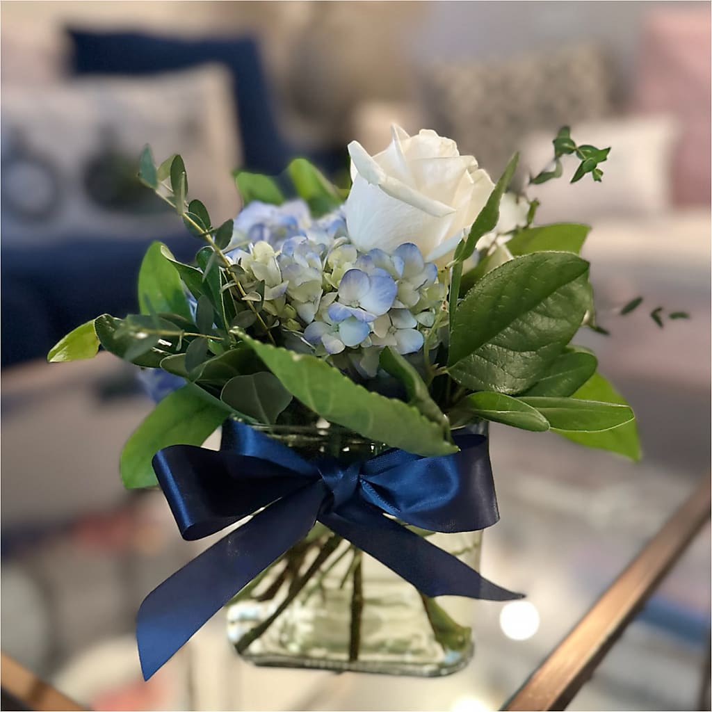 Sky Blue Delight Bouquet – M & A FLOWERS AND EVENTS, South Gate CA