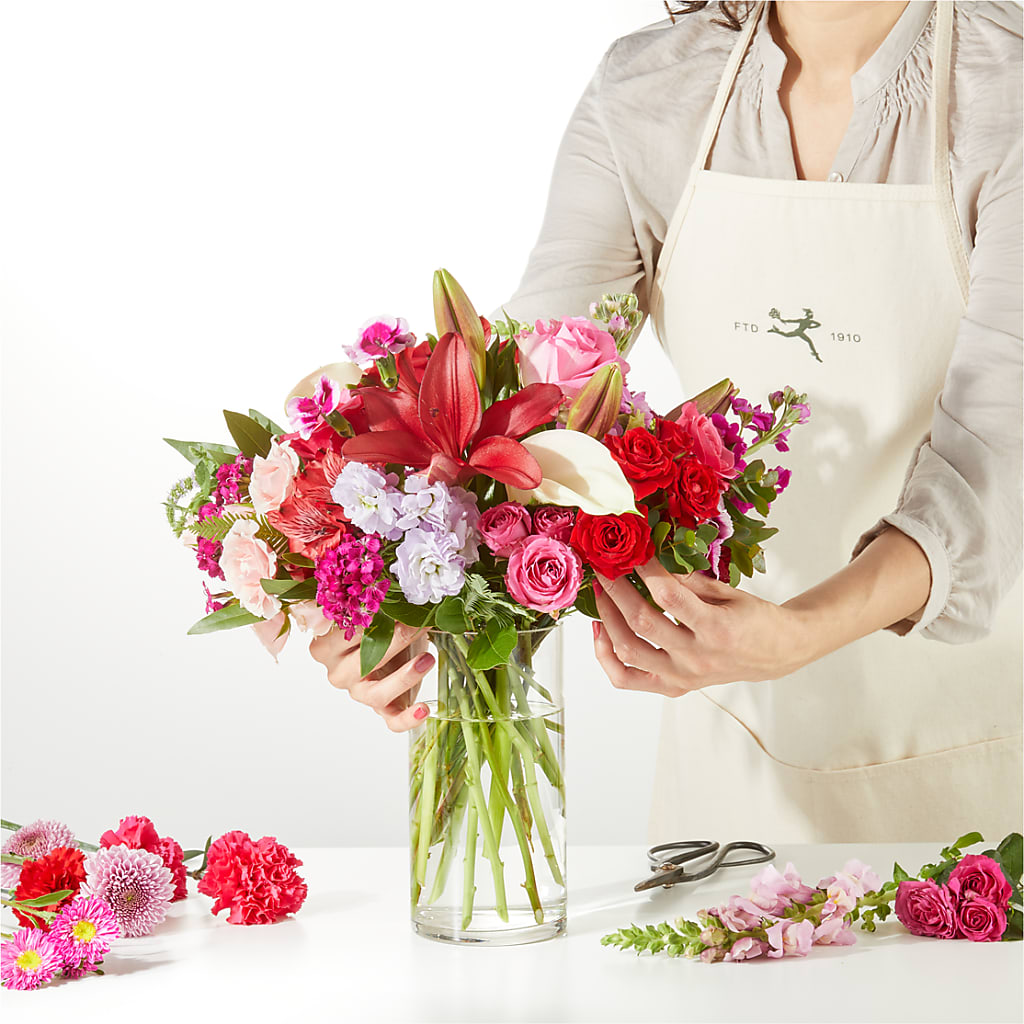 Swooning Over You - A Luxury Florist Original – M & A FLOWERS AND EVENTS, South Gate CA