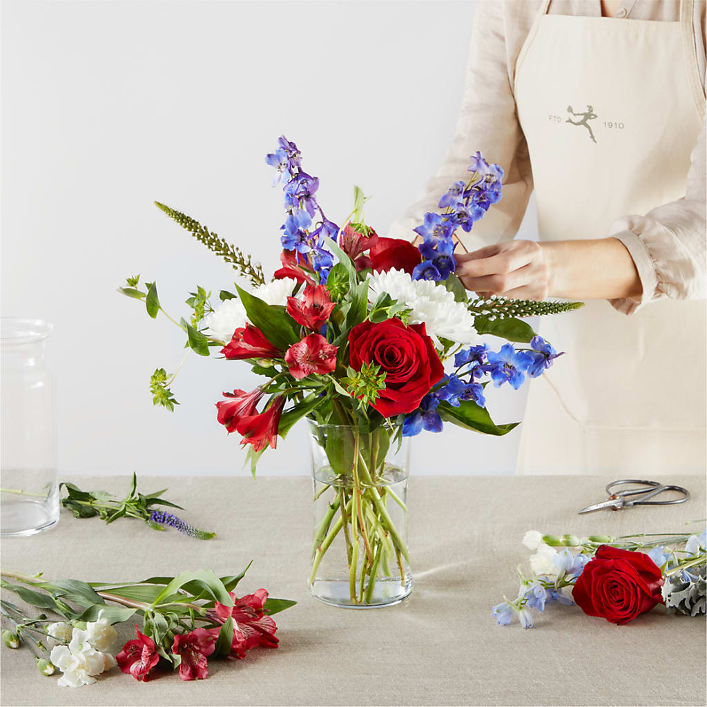 Star Spangled - A Florist Original – M & A FLOWERS AND EVENTS, South Gate CA