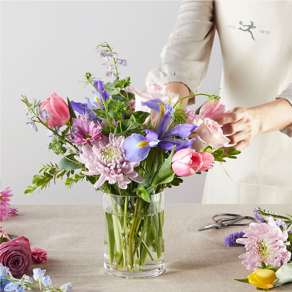 Pastel Tradition - A Florist Original – M & A FLOWERS AND EVENTS, South Gate CA