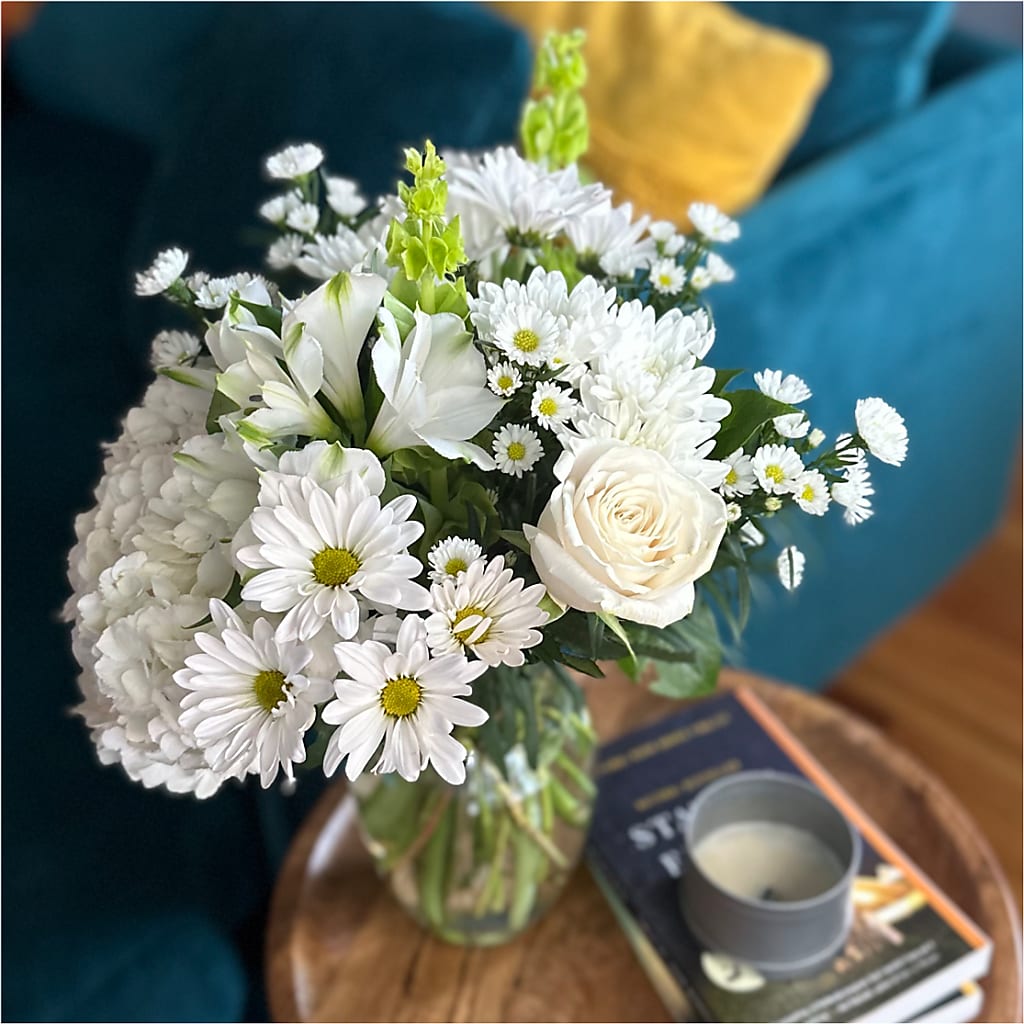 Classic Ivory – A Florist Original – M & A FLOWERS AND EVENTS, South Gate CA