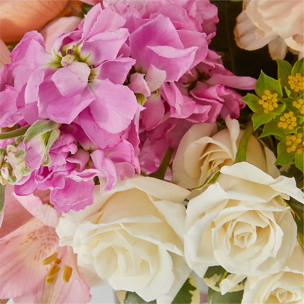 Paradise Bouquet – M & A FLOWERS AND EVENTS, South Gate CA