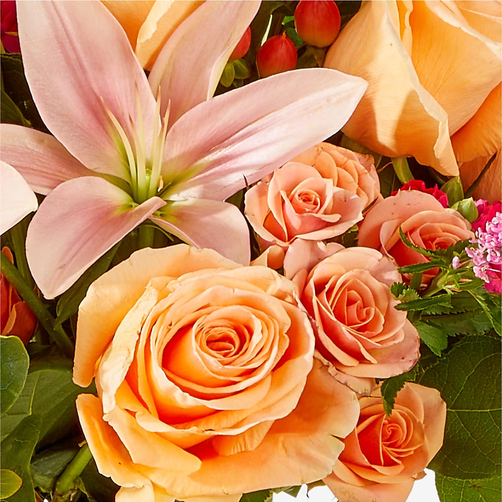 Bisous Bouquet – M & A FLOWERS AND EVENTS, South Gate CA