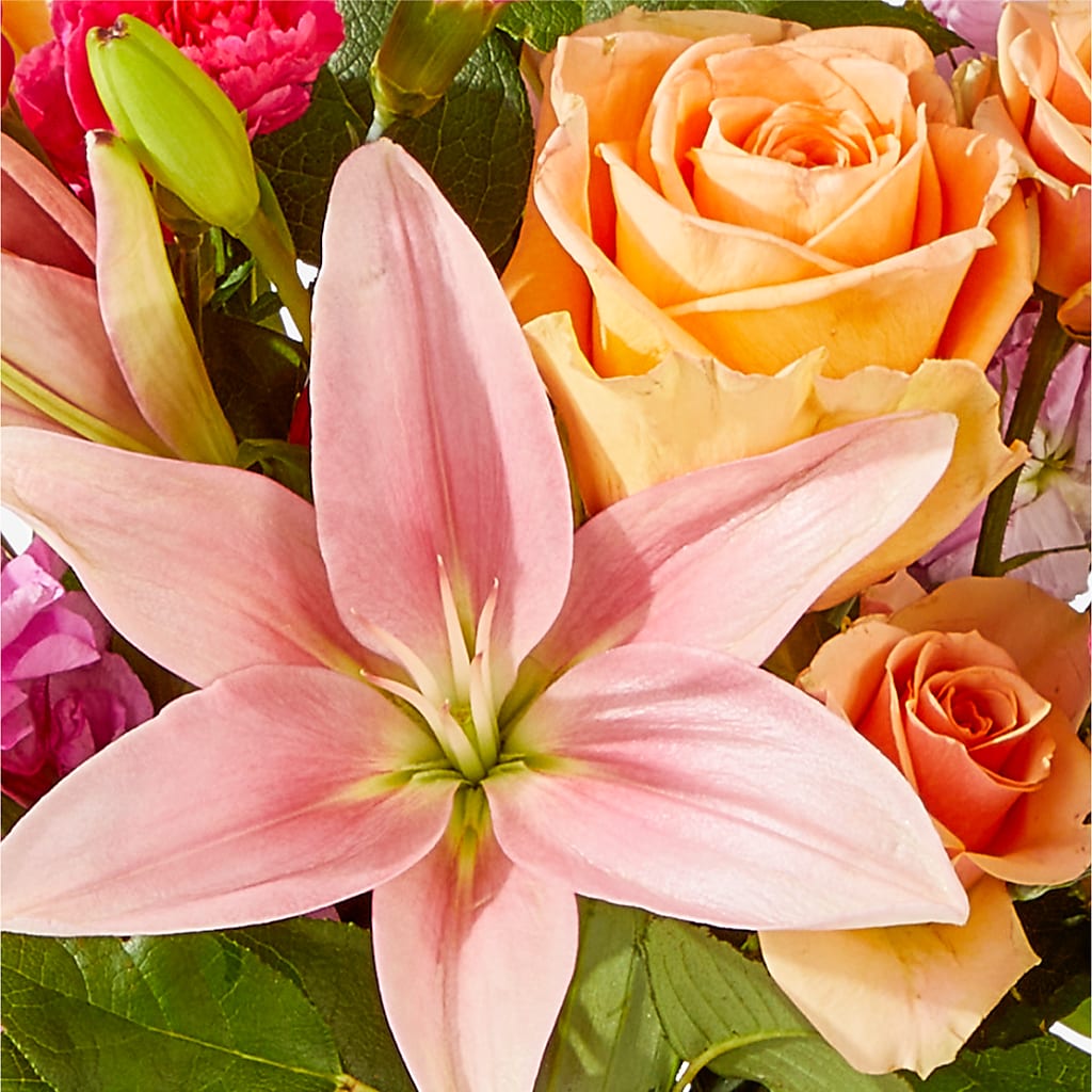 Bisous Bouquet – M & A FLOWERS AND EVENTS, South Gate CA