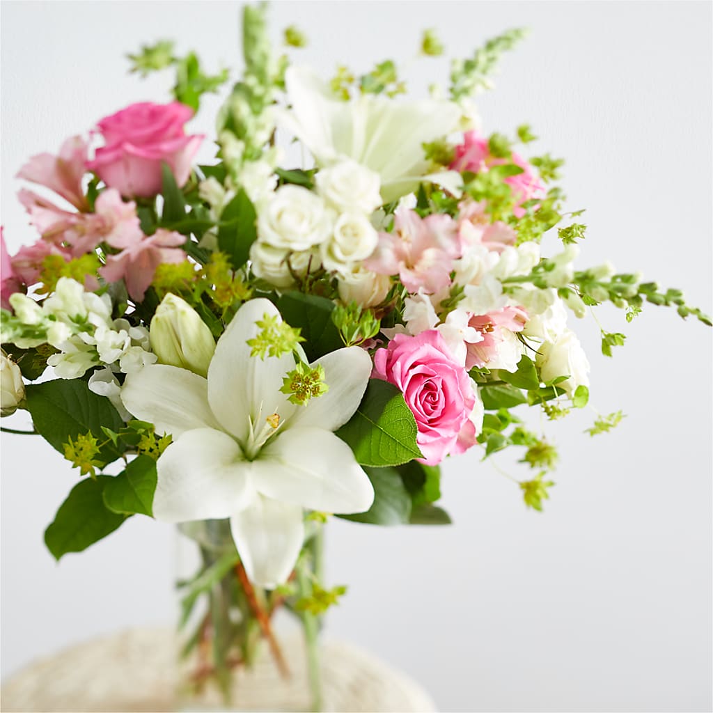 Fondly Bouquet – M & A FLOWERS AND EVENTS, South Gate CA